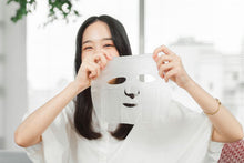 Load image into Gallery viewer, 【女兒秋冬限定優惠】淡斑撫紋修護霜 (晚霜) + 面膜3片 | 女兒